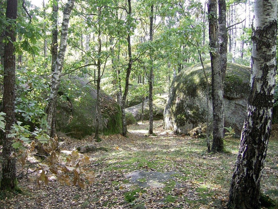 Каменное село