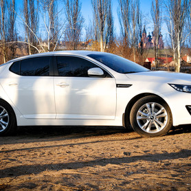 Kia Optima - авто на весілля у Маріуполі - портфоліо 2