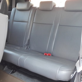 Toyota Sequoia Platinum - авто на весілля у Києві - портфоліо 5