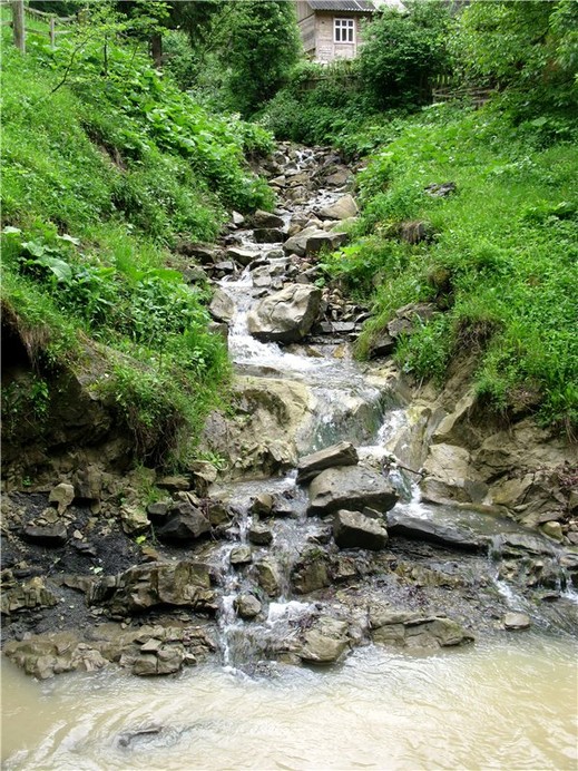 Водопады в Ростоках