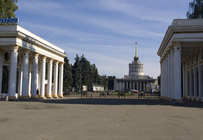 Национальный комплекс «Экспоцентр Украины» ВДНХ - місце для фотосесій у Києві - портфоліо 6