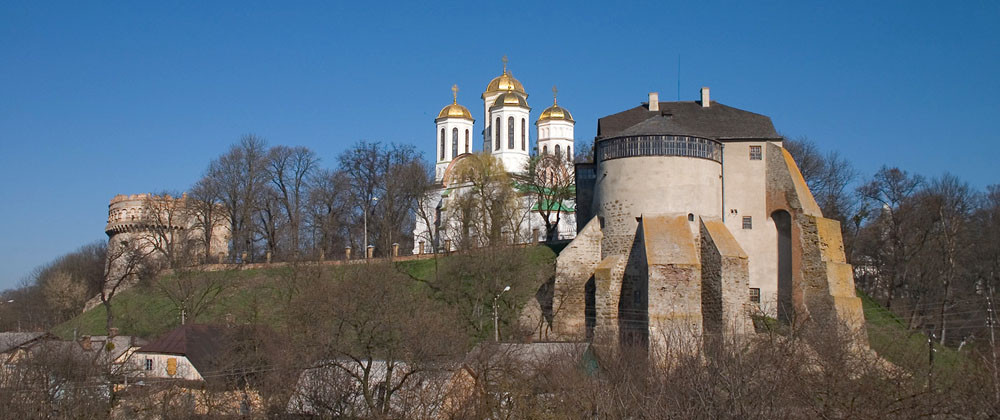Острожский замок