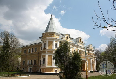 Дворец графов Собанских - фото 1