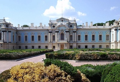 Президентский Дворец в селе - місце для фотосесій у Вінницької області - портфоліо 6