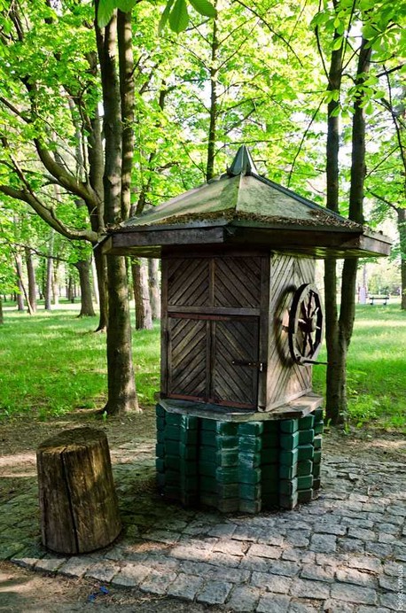 Особняк и ветряная мельница