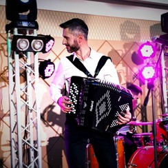 Cover Band VaLiza| Кавер-гурт VaLiza - музиканти, dj у Львові - фото 3