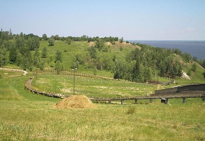 Заброшенный бобслейный трек - фото 1