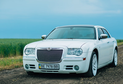 Екатерина Chrysler 300C - фото 1