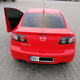 Mazda 3 - авто на весілля у Одесі - портфоліо 2