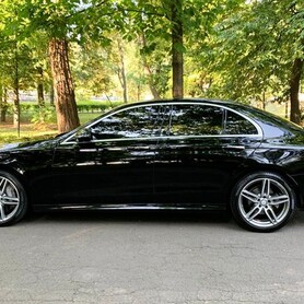 101 Прокат Mercedes-Benz W213 E300 - авто на весілля у Києві - портфоліо 4
