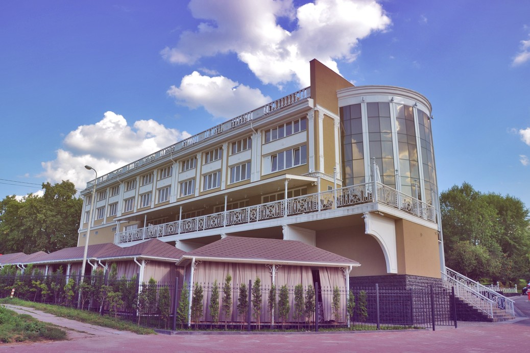 Отельно-ресторанный комплекс 
