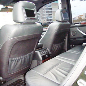 262 Позашляховик BMW X5 чорний - авто на весілля у Києві - портфоліо 6