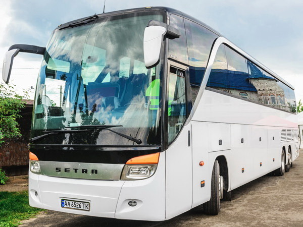 333 59-місний автобус Setra S 417 HDH 