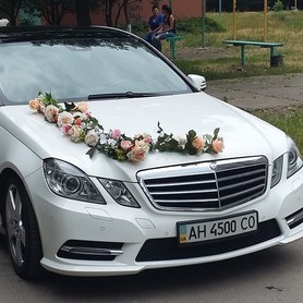 Mercedes-Benz W212 - авто на весілля у Маріуполі - портфоліо 3