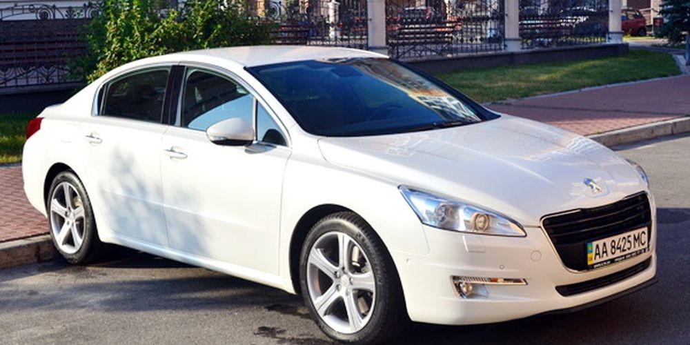 144 Peugeot 508GT білий 