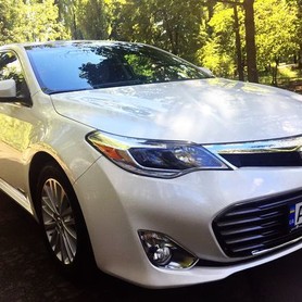 147 Toyota Avalon білий - авто на весілля у Києві - портфоліо 1