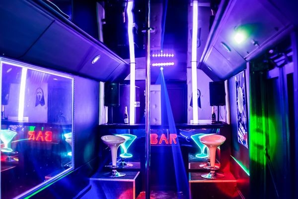 063 Bus DANCEBUS MANHATTAN Петті бас 