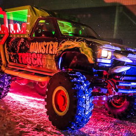 069 Party Bus Monster truck patty bas - авто на весілля у Києві - портфоліо 6