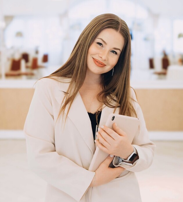 Церемоніймейстер Олександра Лукашина