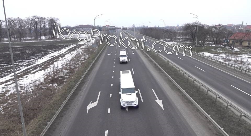 Лімузин Мерседес Гєлік 4 вісі (Gelandewagen) 