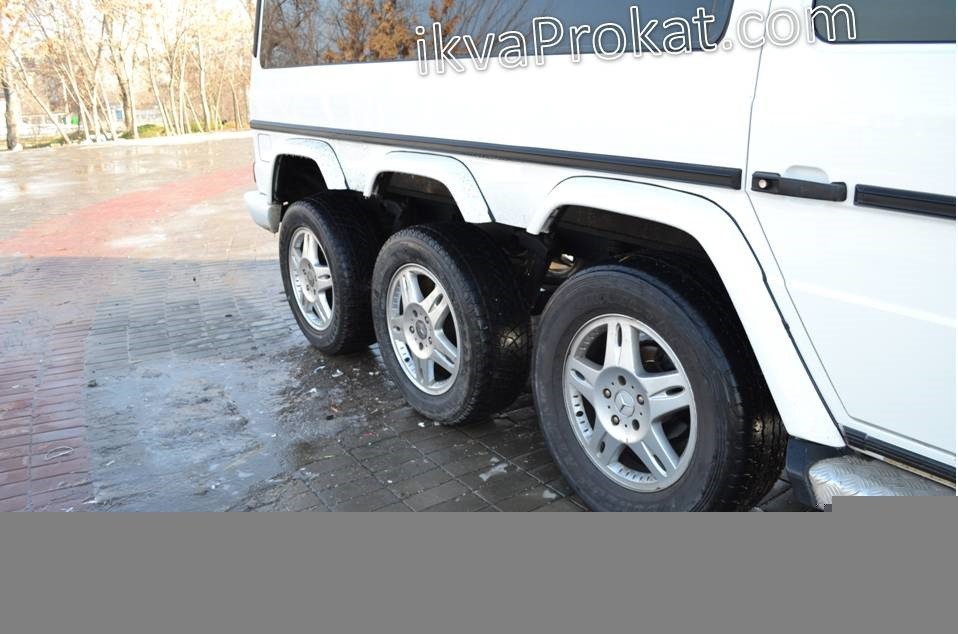 Лімузин Мерседес Гєлік 4 вісі (Gelandewagen) 