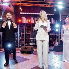 Юлия Погорелова - ведучий у Києві - фото 1