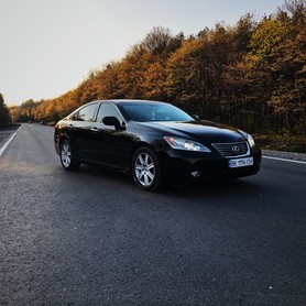 Lexus ES 350 - авто на весілля у Рівному - портфоліо 3