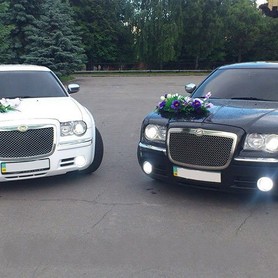 Chrysler 300C - авто на весілля у Маріуполі - портфоліо 1