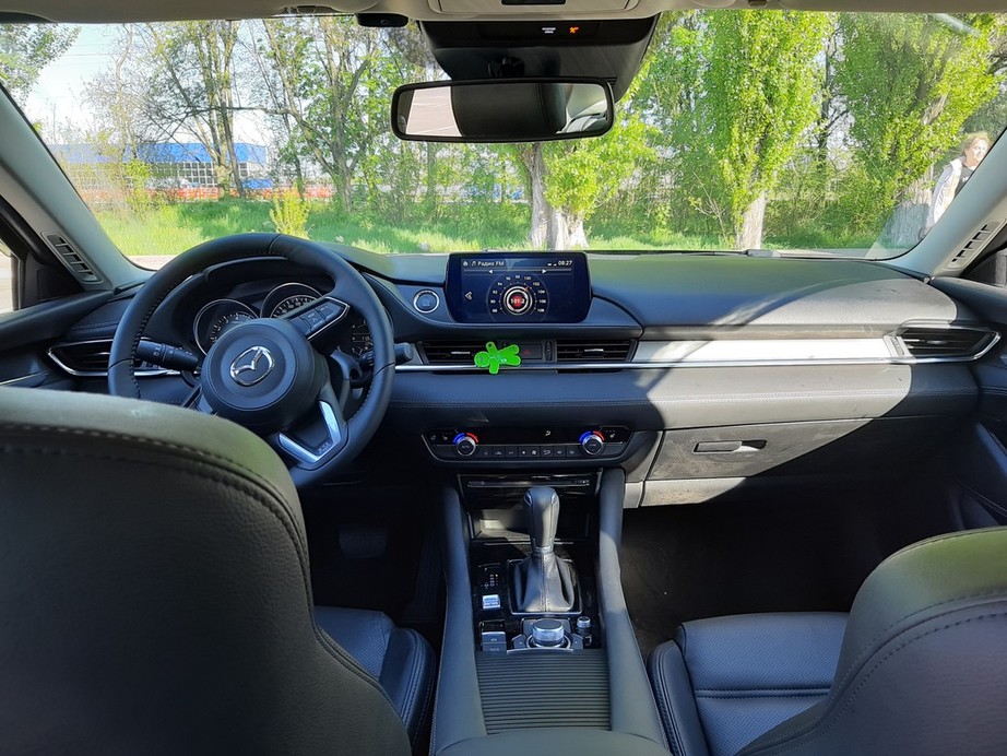 Mazda 6 