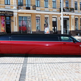 009 Лімузин Chrysler 300C бордовий - авто на весілля у Києві - портфоліо 3