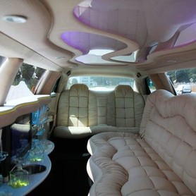 015 Лімузин на весілля Chrysler 300C Limo білий - авто на весілля у Києві - портфоліо 4