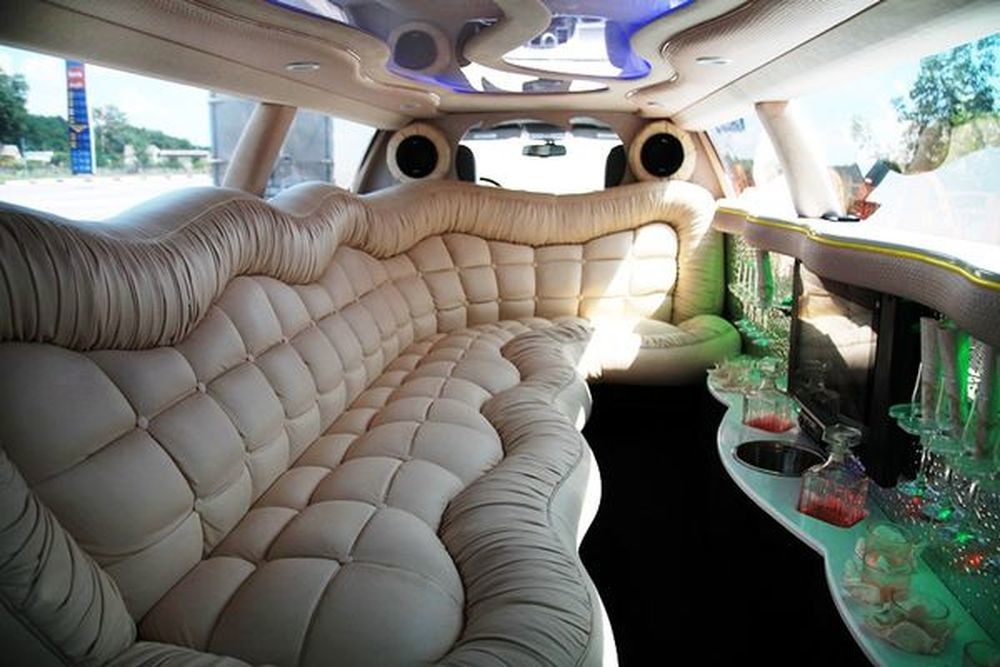 015 Лімузин на весілля Chrysler 300C Limo білий 