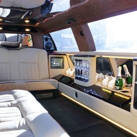 044 Лімузин Lincoln Town Car 120 NEW - авто на весілля у Києві - портфоліо 4