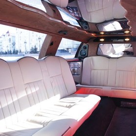 044 Лімузин Lincoln Town Car 120 NEW - авто на весілля у Києві - портфоліо 6