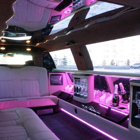 044 Лімузин Lincoln Town Car 120 NEW - авто на весілля у Києві - портфоліо 3