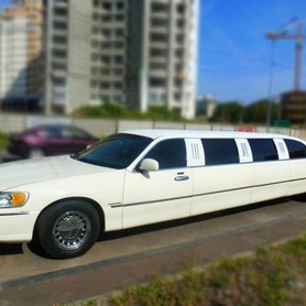 046 Лімузин Lincoln Town Car 120 ванільний - авто на весілля у Києві - портфоліо 1