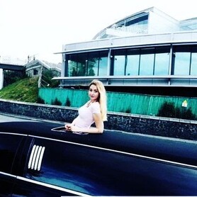 049 Лімузин Lincoln Town Car 120 чорний оренда - авто на весілля у Києві - портфоліо 6