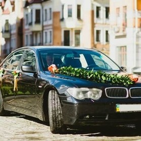 118 BMW 745L чорний - авто на весілля у Києві - портфоліо 1