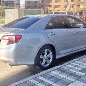 148 Toyota Camry V50 срібляста - авто на весілля у Києві - портфоліо 3