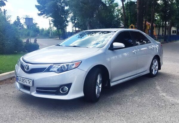 148 Toyota Camry V50 срібляста 