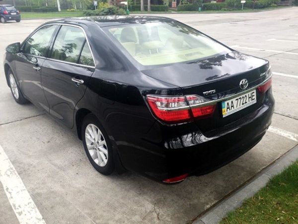 151 Toyota Camry V55 чорна 2016 