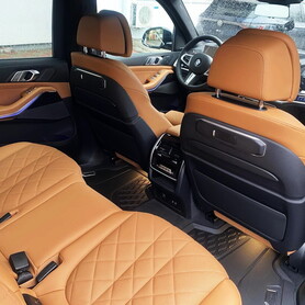 182 BMW X7 40D 2024 чорний - авто на весілля у Києві - портфоліо 5
