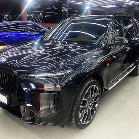 182 BMW X7 40D 2024 чорний - авто на весілля у Києві - портфоліо 1
