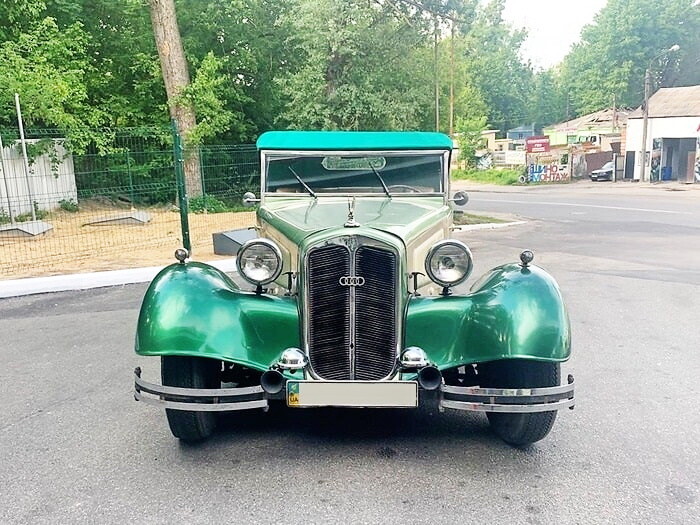 196 Ретро автомобіль Dampf Kraft Wagen (DKW) 