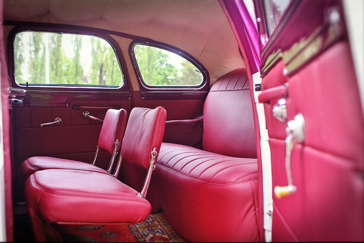 204 Ретро автомобіль ZIM GAZ-12 чорний 
