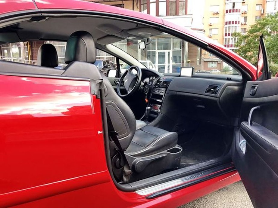 320 Кабріолет Peugout 307cc red 