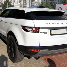 240 Позашляховик Range Rover Evoque Coup - авто на весілля у Києві - портфоліо 3