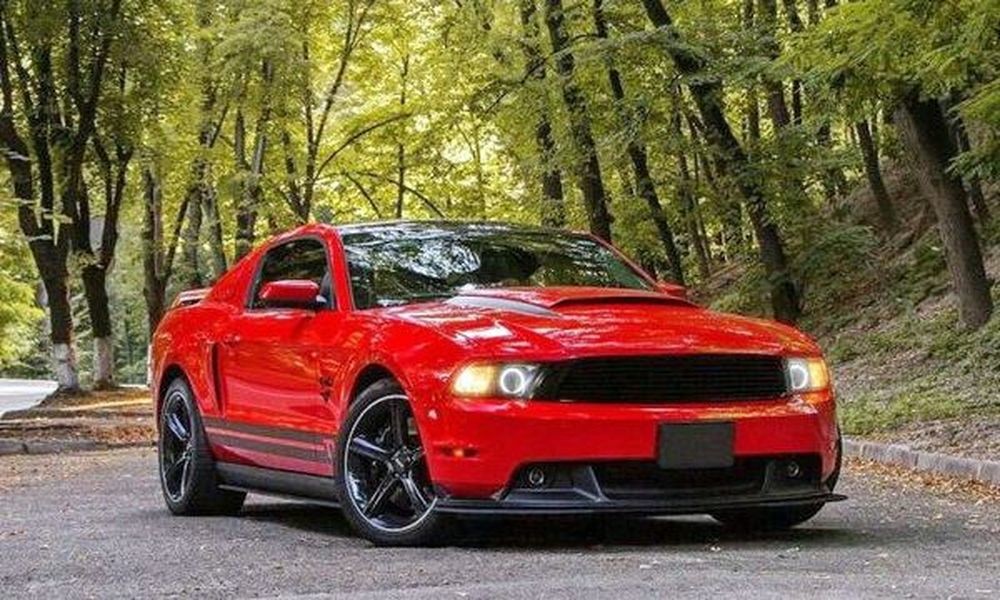 269 Ford Mustang GT Sport червоний 