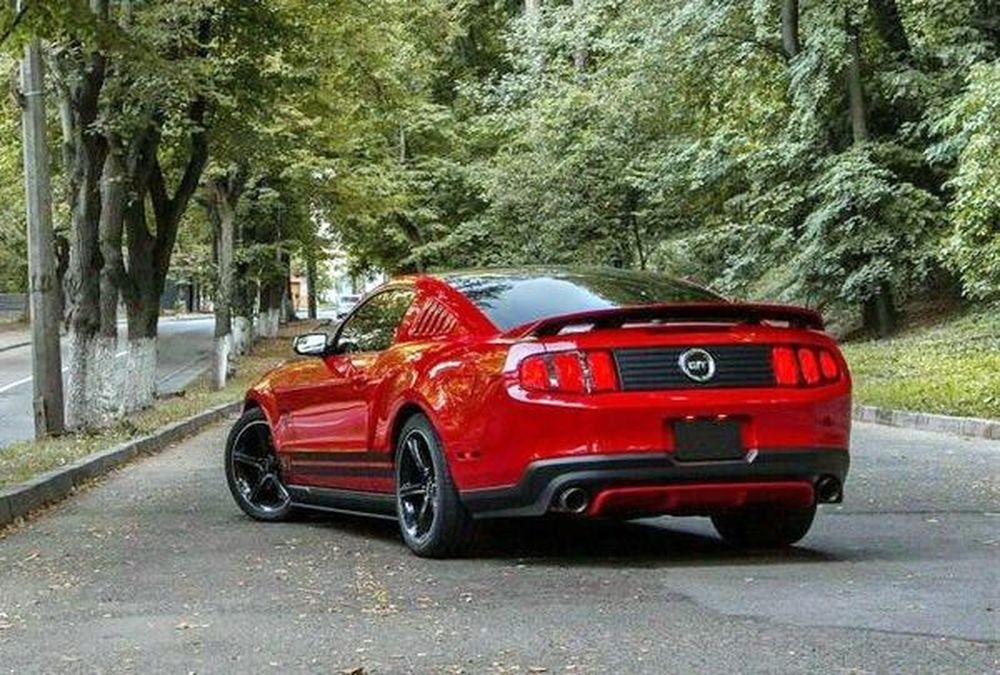 269 Ford Mustang GT Sport червоний 