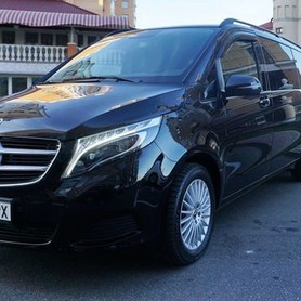 272 Мікроавтобус Mercedes-Benz V-class 2018 рік - авто на весілля у Києві - портфоліо 1